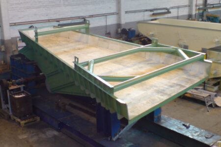 Header SIEBTECHNIK conveyor trough FG