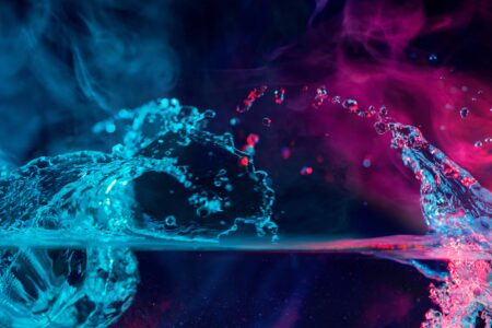 Splashing water evaporates - during thermal drying, the residual moisture is removed by evaporation.